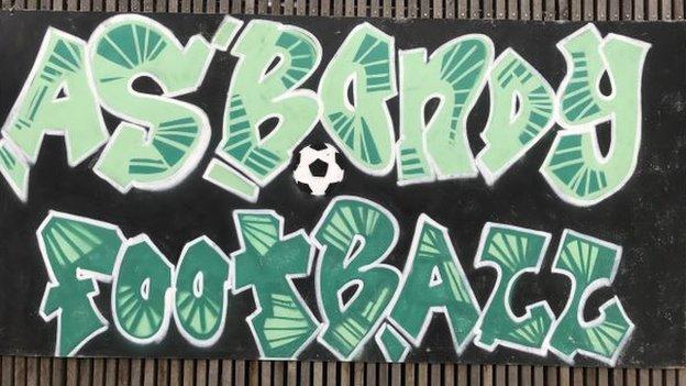 当今足坛第一人姆巴佩,姆巴佩当代足球王者的崛起