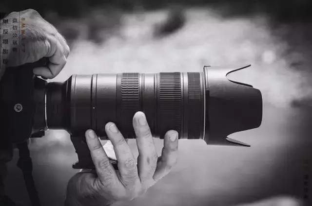 本以为是鸡肋的遮阳板,遮光罩有没有必要