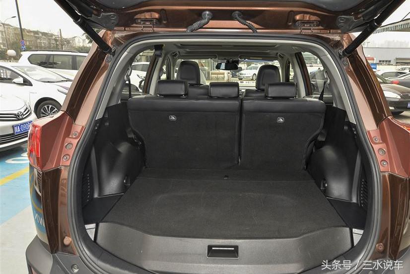 关于荣放rav4的吐槽,被吐槽寒酸