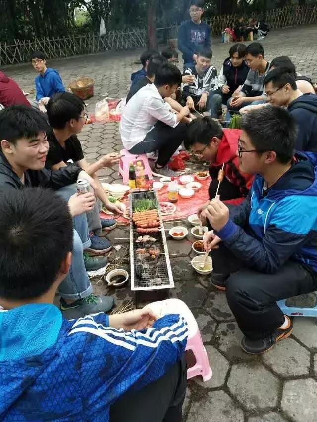 毕业后的南宁人会对高中的自己说些什么?