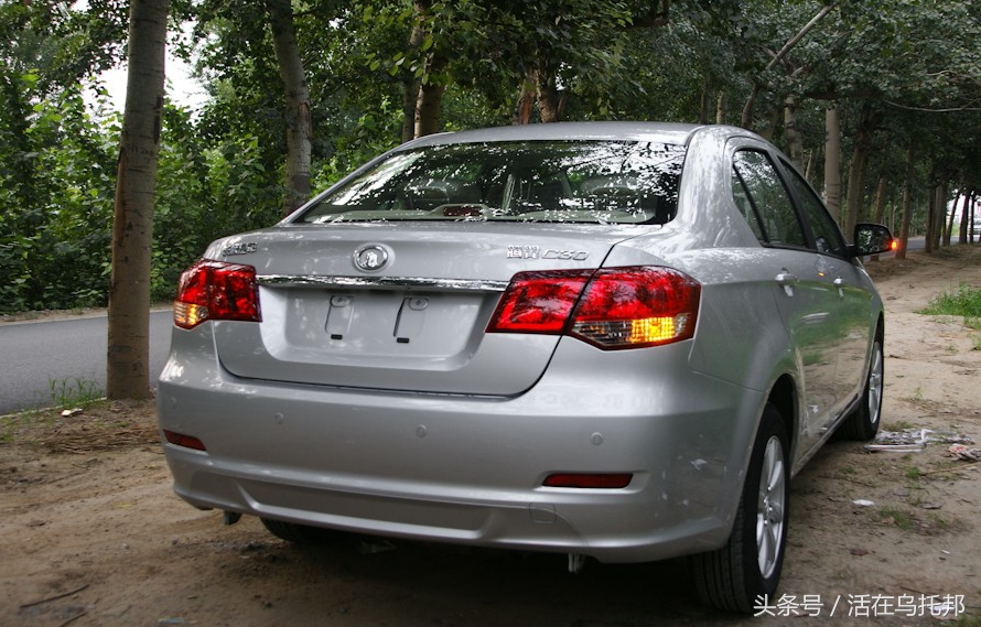 长城一款月销过万的轿车，很多人的第一辆车，也是出租车指定车型