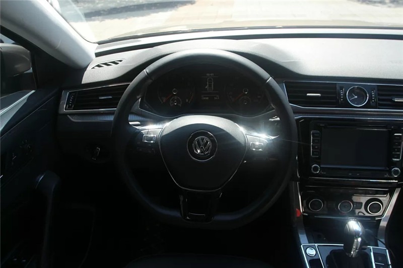 2017款帕萨特330尊荣版车主体验,帕萨特330tsi尊贵版星空版说车