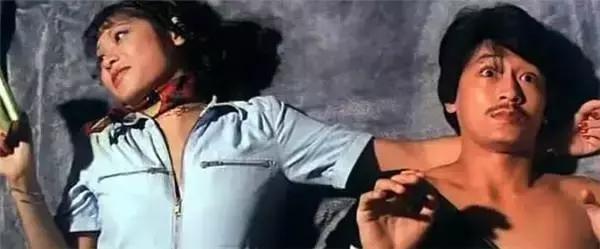 周润发经典电影片段小偷,周润发张国荣小偷电影