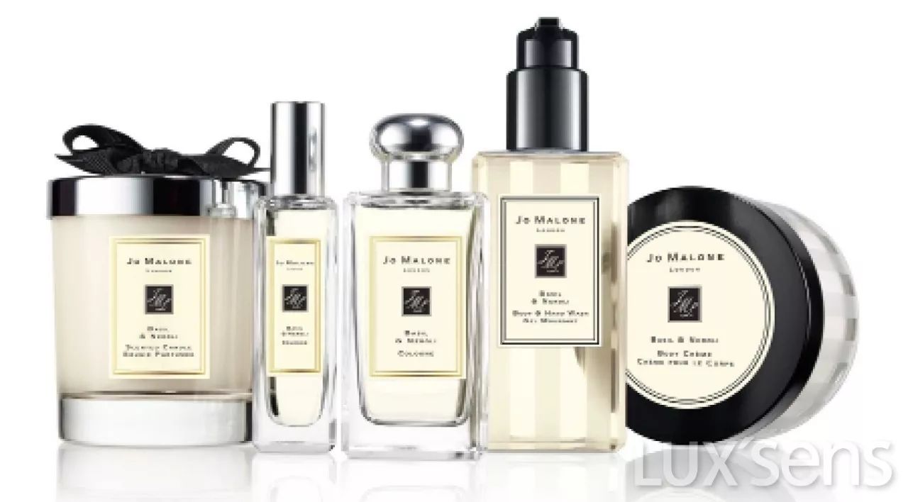 国内机场免税店购物全攻略,机场免税店必买清单