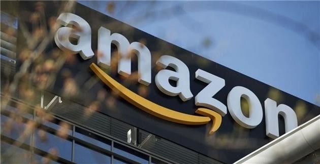 chanel和nike联名,阿迪达斯和香奈儿联名