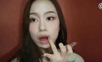 「FLACOO芙兰珂」初秋最chic眼影组合,唐嫣和baby亲自示范!