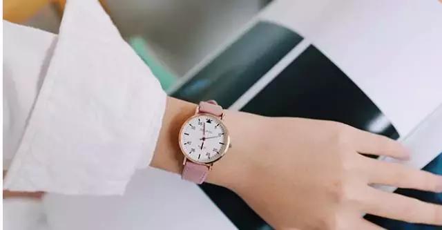 不吃土也能买的手机,运动手表推荐学生党高颜值