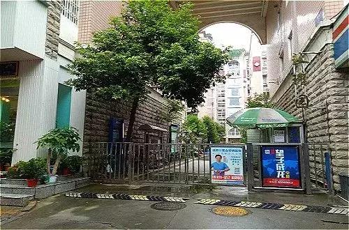 首付10万买精装套三带露台,全新精装套二首付19万