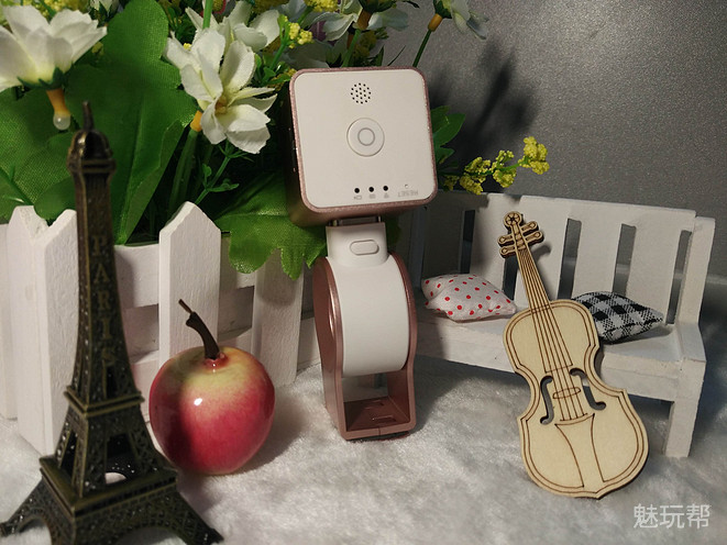 你驾驶,她帮你看风景