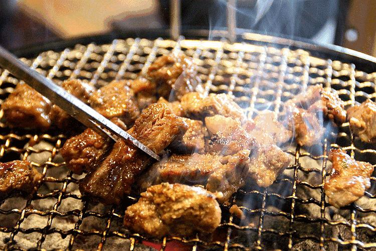 在赤峰餐饮横扫的年代，它还敢强势开店，并直取新城区！