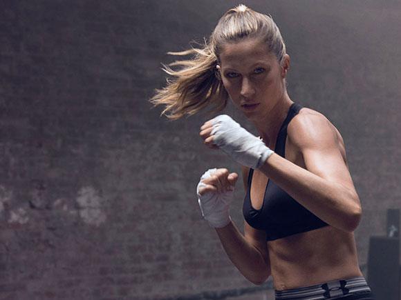 上逼耐克下打阿迪，它是如何成为运动品牌老二的？