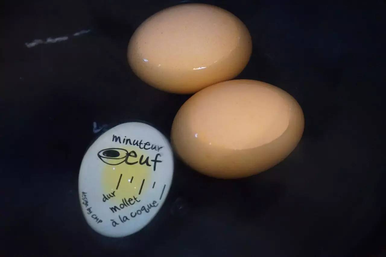 一刀切下去，鸡蛋流黄的感觉，好像中了500万！