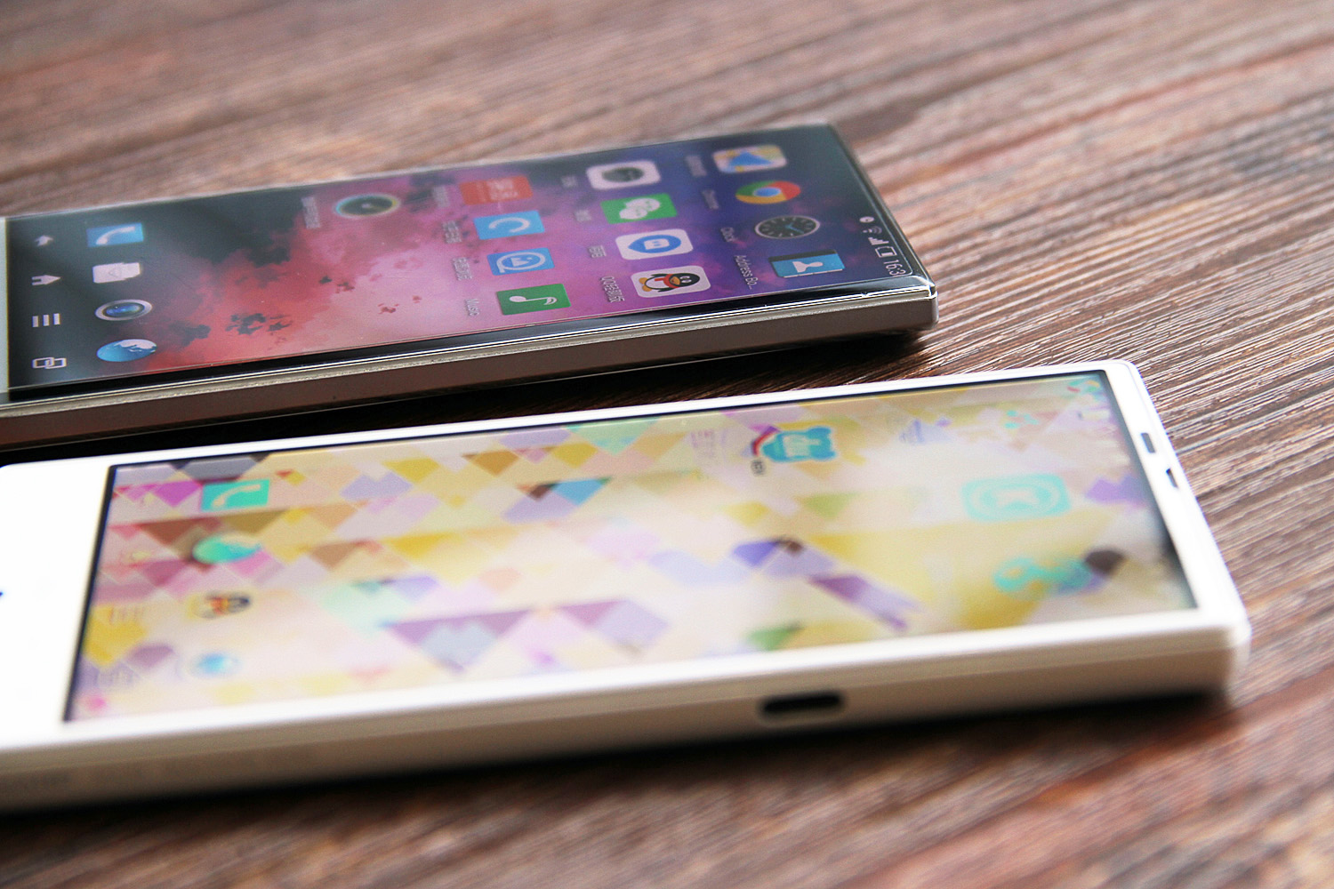 就喜欢我行我素超级冷门手机夏普SHL25体验