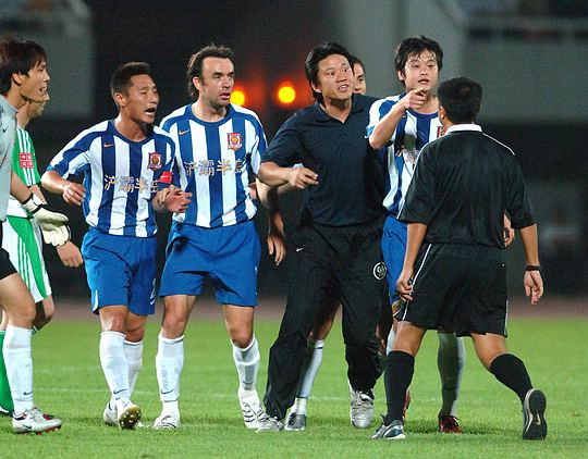 中超最难打破的十项纪录,中超历史上进球最多的金靴纪录