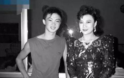 金星身份证上面的性别,金星的身份证上是男性还是女性