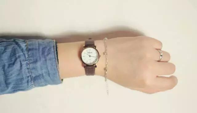 不吃土也能买的手机,运动手表推荐学生党高颜值