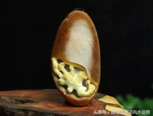 男生戴玉好还是女生戴玉好,男人戴玉好还是女人戴玉好