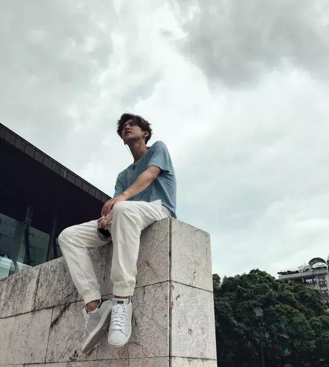 那么多女明星，为什么鹿晗偏偏选中了97年的关晓彤？