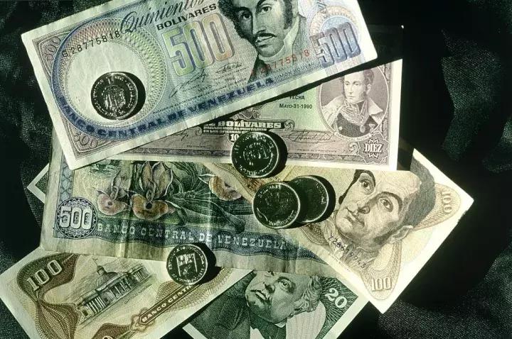 中国油价比美国油价便宜吗,油价一览表中哪个国家油价最低