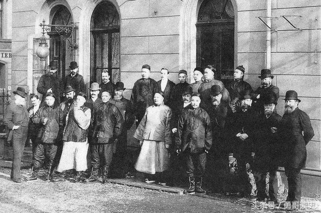 李鸿章接受美国记者提问,李鸿章上厕所