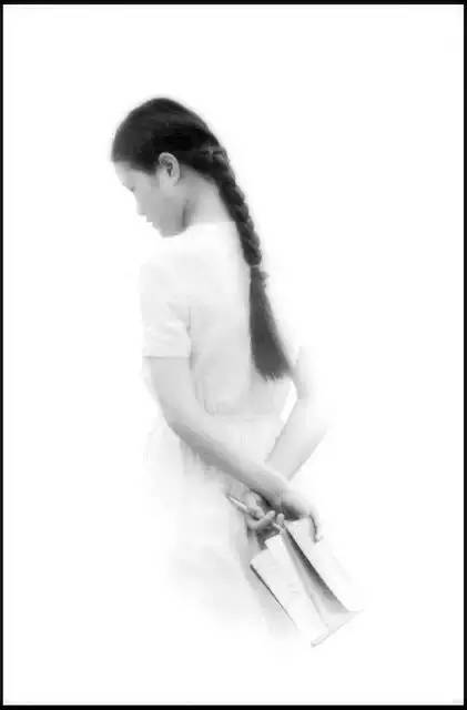 照片上的你们过得还好吗,照片中的你现在还好吗