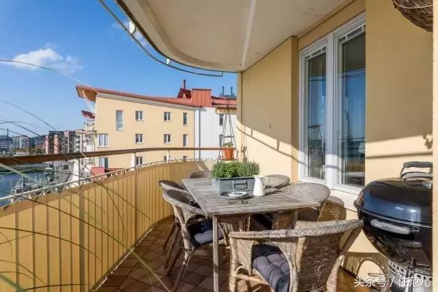 瞧，这是我去欧洲看的二手房，对比发现中国开发商简直就是渣！