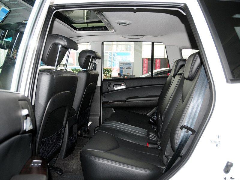 奔驰ML底盘,奔驰S级发动机,非承载式+四驱,14万起售!