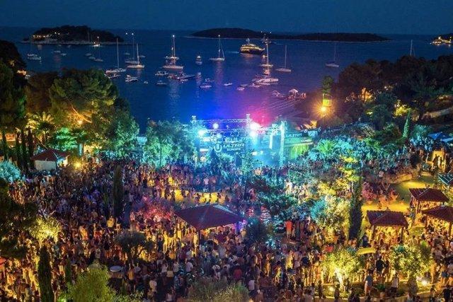 克罗地亚惊艳世界,克罗地亚狂想曲与空中之城