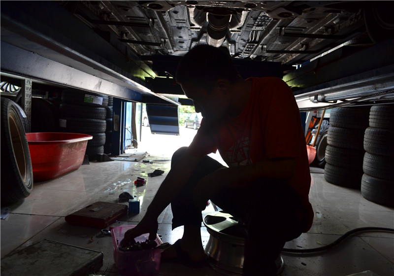 新手第一次开车保养,新手新车第一次保养