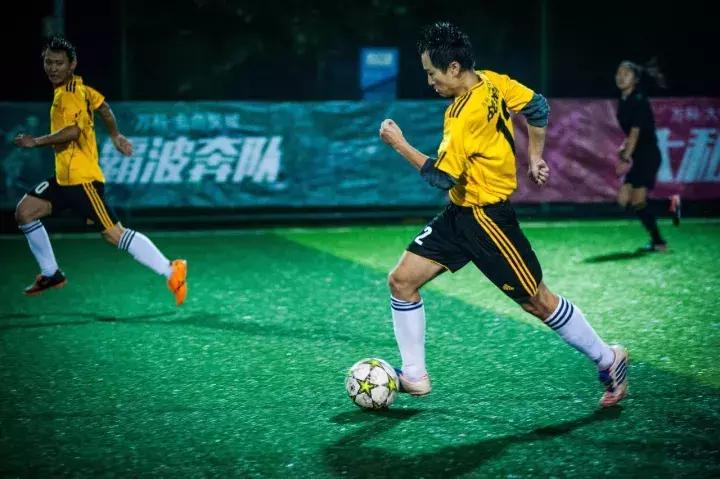 热血青春，这是一群西安老男孩向足球梦的告白