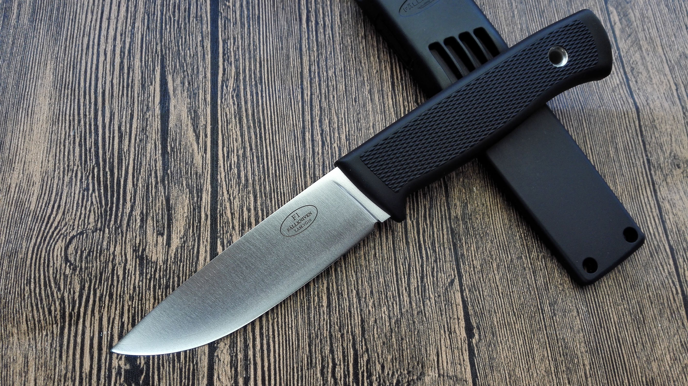 玩刀很厉害的老兵,玩刀三十年