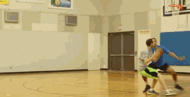 封闭式防守错误,防守容易犯的错误