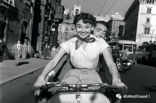 机车与婚纱,机车与跑车比赛