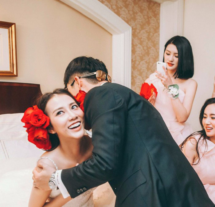 举行婚礼仪式应该注意什么,婚礼新郎要不要戴手表