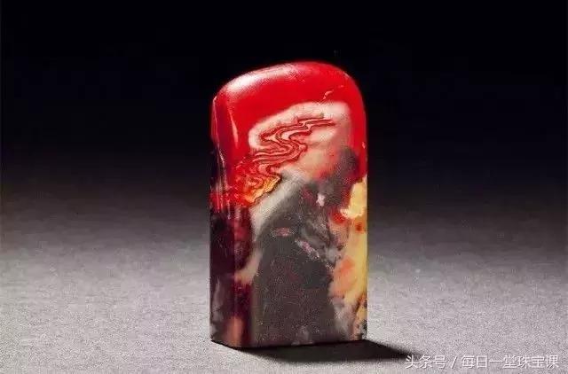 当初遍地无人识，如今身价飙千倍！现在去*疆新**捡石头，还来得及吗