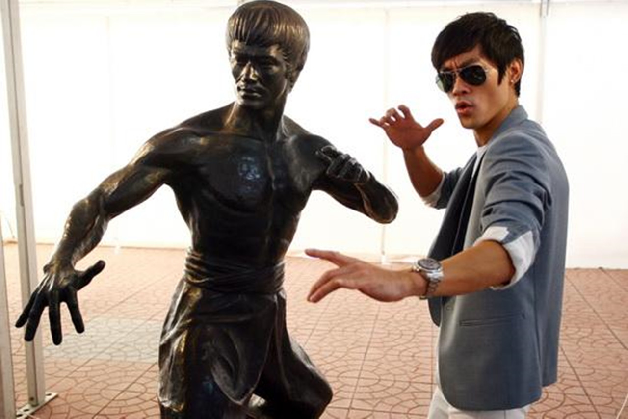 周星驰李小龙传奇经典,周星驰拍李小龙