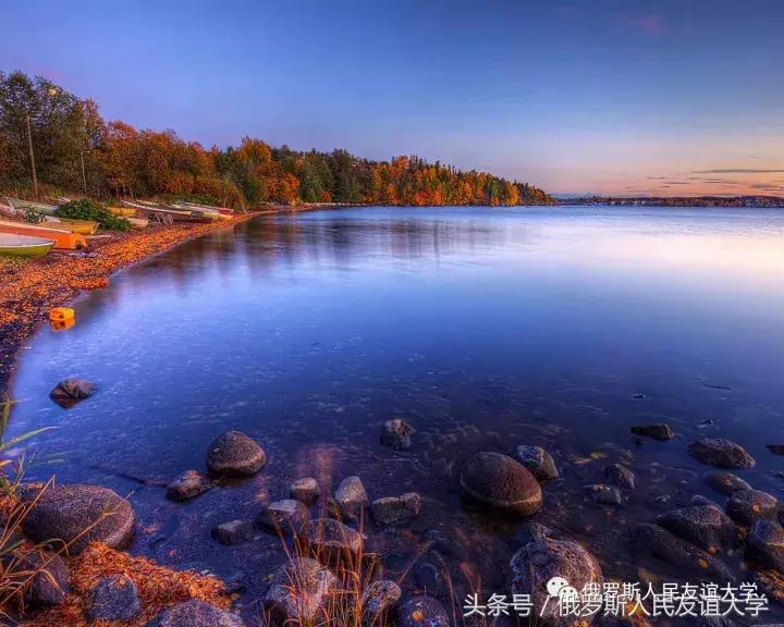 俄罗斯的秋天视频,俄罗斯的深秋美景