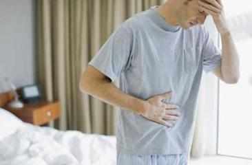 老中医养胃秘方：一块生姜一碗醋能治老胃病！家里有胃不好的快存