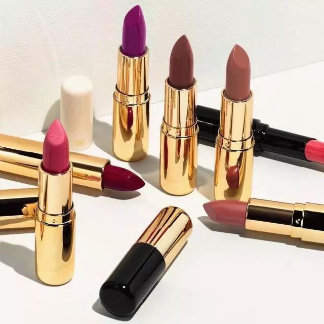 这些百元彩妆竟出自HM、Bershka？便宜好用，可替大牌！