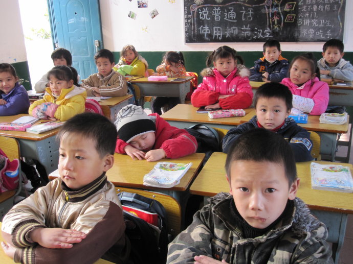 如何快速熬过上学的日子,如何快速熬过上学时间