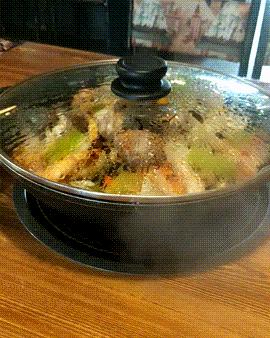 这家火锅口味忽高忽低,这家火锅味道很不一般