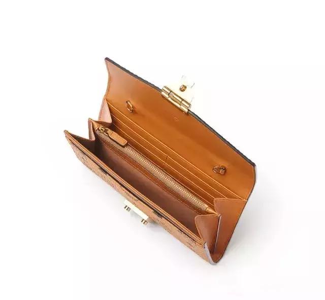 mcm韩国免税店官网价格表,mcm韩国代购比国内一般便宜多少