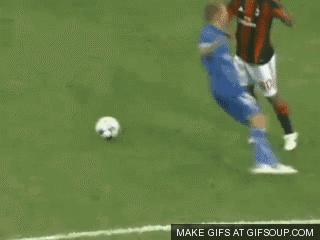 小罗魔鬼停球,小罗经典的五大瞬间