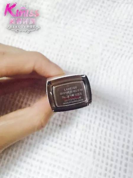 亲测种草｜眼影棒也出双色款？听说宋慧乔用它拿下了宋钟基！