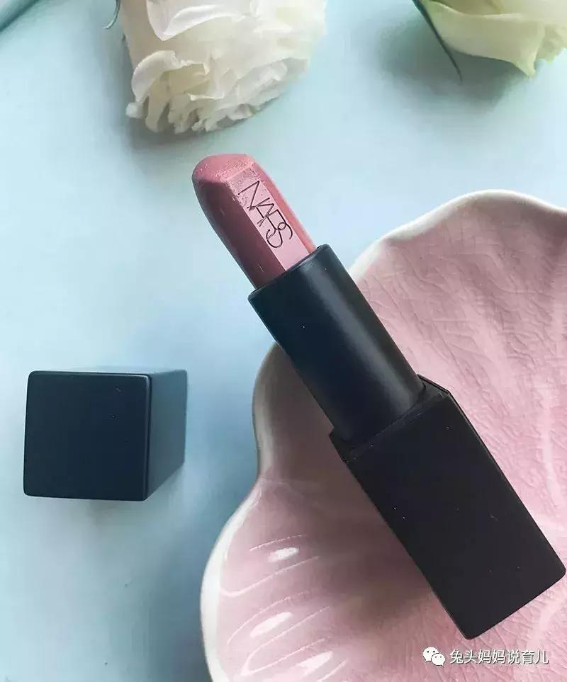 妈妈爱美优秀作文,小学生爱美的妈妈作文