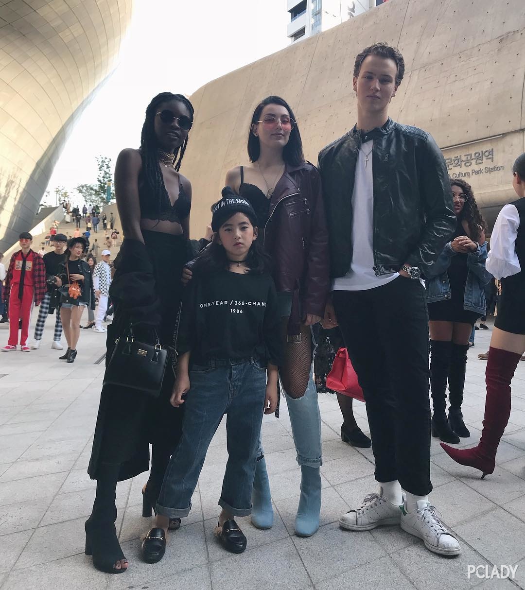 首尔时装周最会穿的竟然是熊孩子们！