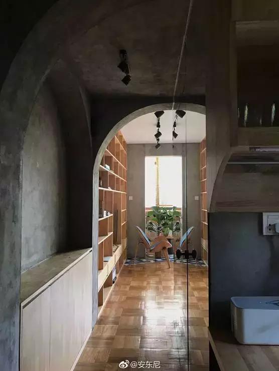 作家安东尼：80㎡破旧老公房，华丽逆转成精致温暖的家