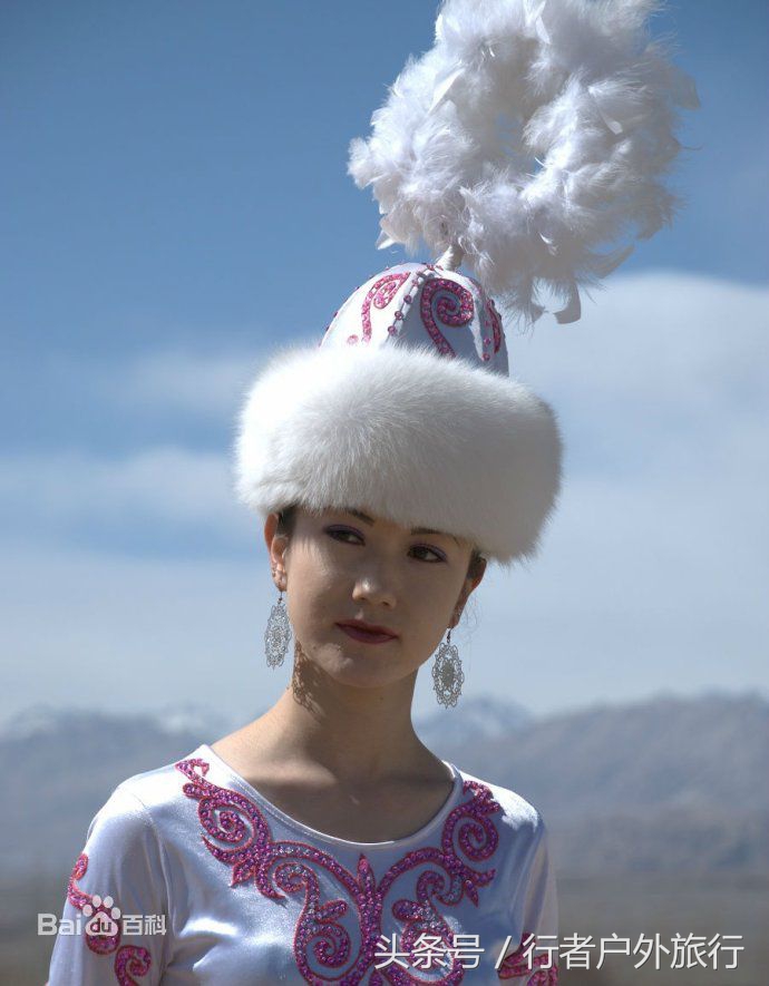 56种民族传统服饰在一起,五十六个民族服饰你更喜欢哪个