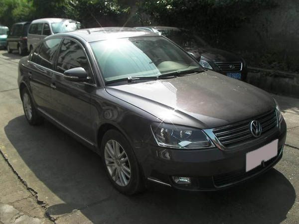 二手车奔驰车型大全价格30万左右,10多万买d级二手车推荐车型有哪些