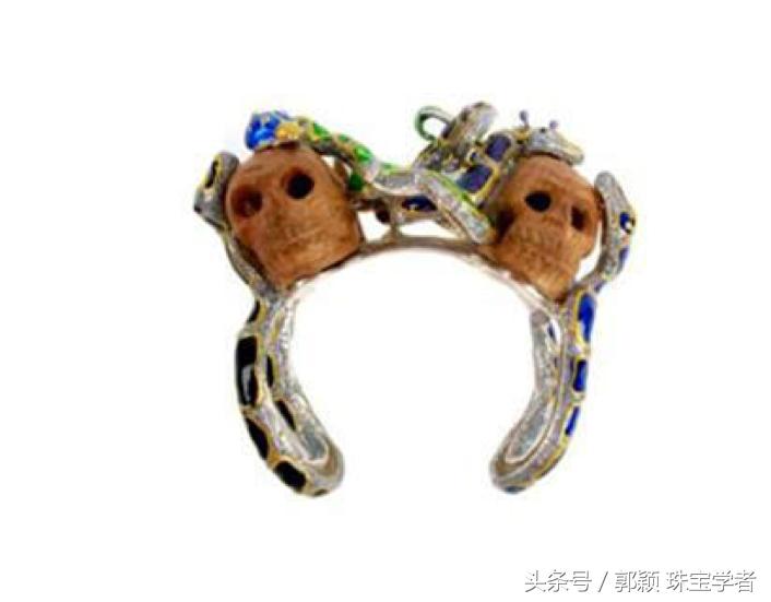 万圣节｜想“作妖”？有了它你就是PartyQueen！